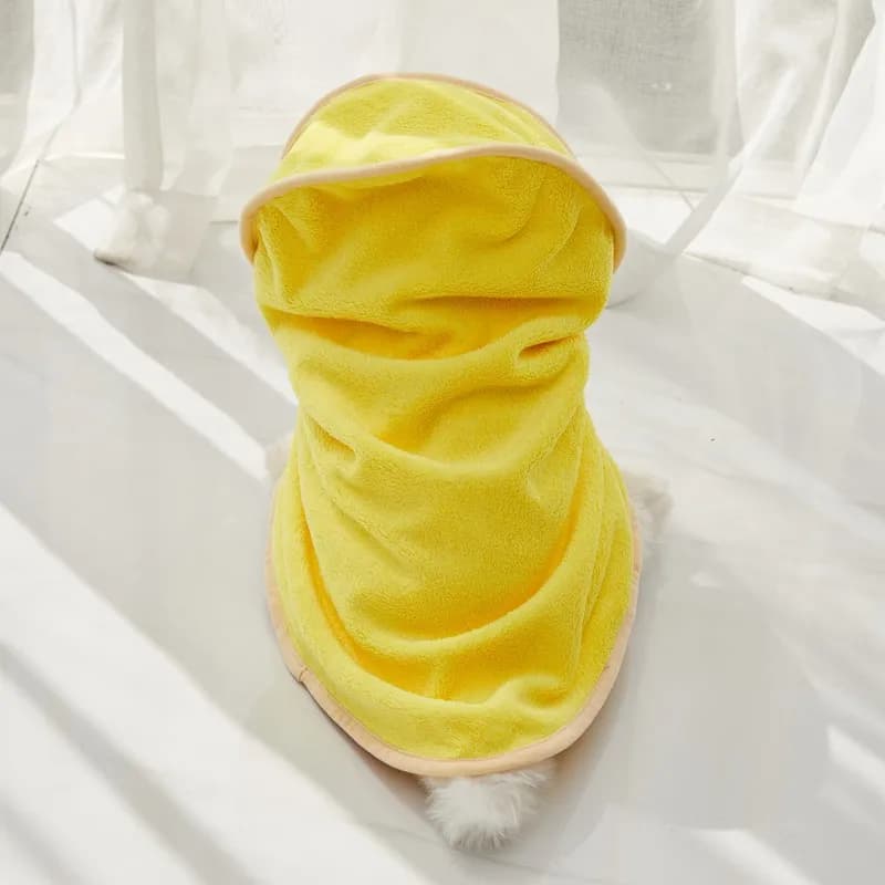 Peignoir microfibre à capuche NOVLI, coloris Jaune — détail de la capuche